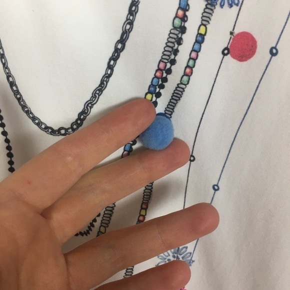 🎈🎈🎈Boho river woods Pom Pom t shirt. Small - Picture 3 of 6